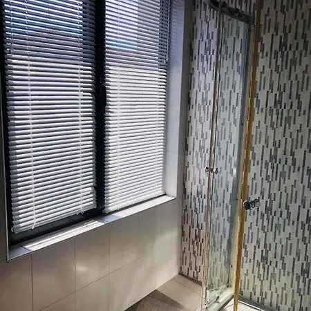 Executive And Play 3*