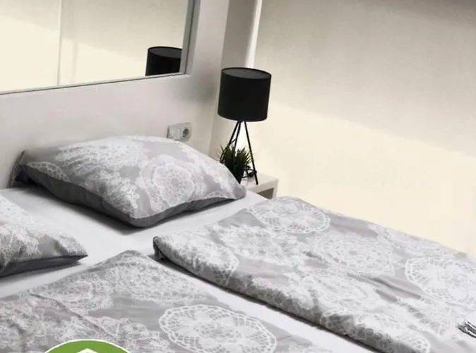 Executive And Play Отель